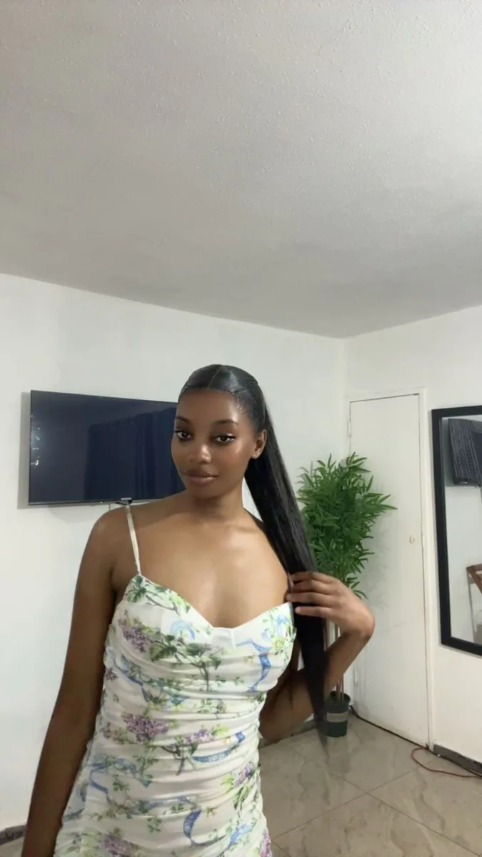 Julie — escort in Harare, Zimbabwe