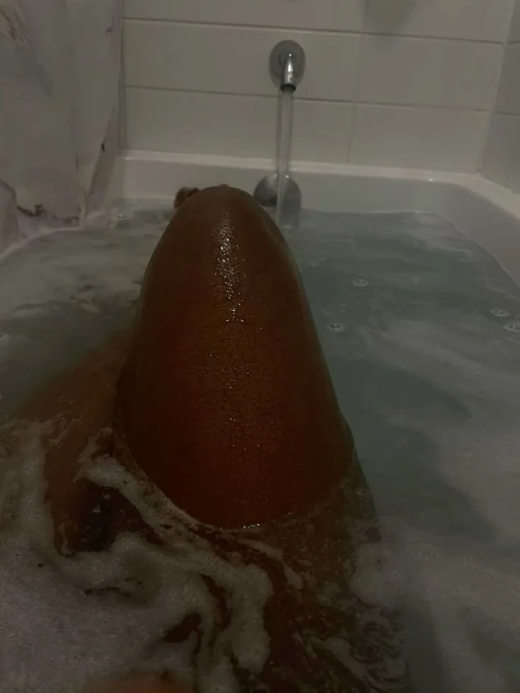 Lily — escort in Harare, Zimbabwe