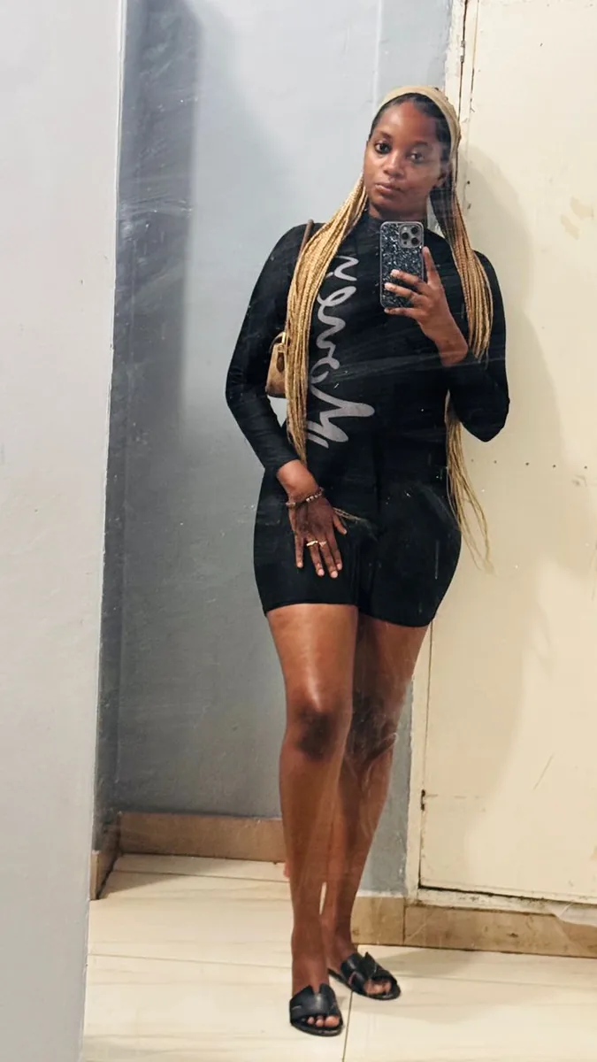 Julie — escort in Harare, Zimbabwe